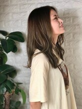 オシャレなカラーを長く楽しむ為の徹底した《頭皮保護》で理想の髪色に！