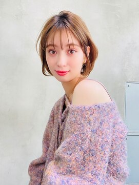 エイミー(Aimee) Aimee 町田 耳掛けショートボブ×大人マロン