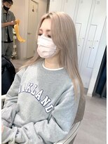 ピヨン 心斎橋(piLLon)&nbsp;ホワイトブロンド