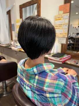 ウィーズヘアー(Weed's Hair) ふんわりショート