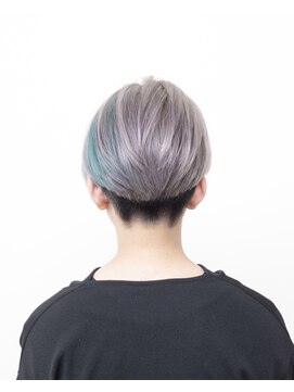 ルプラ ガーデン(le-pla garden) ハンサムショート#ダブルカラー#切りっぱなしボブ＃ケアブリーチ