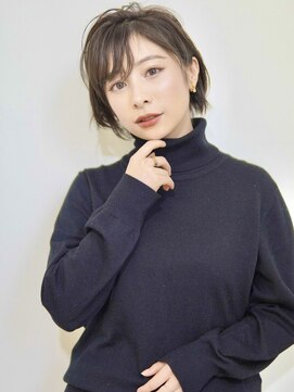 グリッター 仙台中央店(GRITTERs) くびレイヤーエモージュ斜めバングイメチェン愛されショート