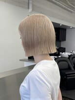 アンドシー(&C.)&nbsp;ブロンド、ミニボブ