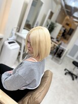 カリーナ(CARINA)&nbsp;1日ハイトーン/ブロンドカラー