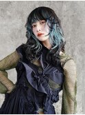 ウルフカット×インナーカラーブルー ペールブルー ケアブリーチ