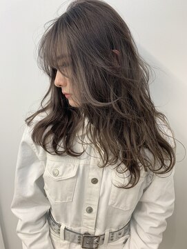 シキ 渋谷(siki) ハイトーン/ブリーチ/レイヤーカット/シアーカラー/渋谷/原宿