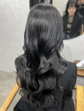 エイム(AiM) レイヤーカット 韓国ヘア 顔周りカット 透明感 黒髪 10代20代