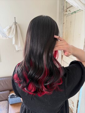 ホワイトルーム(White Room) ロング/レッドのインナーカラー