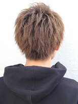 リタバイクロト(LITA by KUROT) 那覇/刈り上げセンターパート/波巻きツイストスパイラル