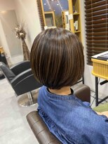 マリーチレイ(lei marichi ray) ショートボブ×ハイライトカラー