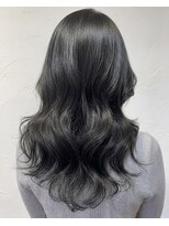 TMJ&nbsp;熊本/レイヤーカット×コテ巻きパーマ×韓国ブラック