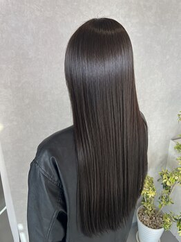 フロップニク(FLOPNIK)の写真/【髪質改善】髪のお悩みを解決したい方におすすめ！手触りなめらかな自分史上最高の美髪へ。