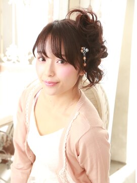 髪質改善と縮毛矯正の専門店 サンティエ(scintiller) 【scintiller鹿児島】ラフでフェミニンなアレンジスタイル