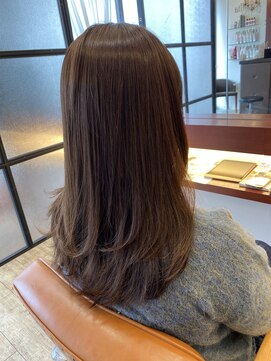 マーリャヘアー(mallia hair) レイヤースタイルレイヤーカットロングレイヤー小顔スタイル