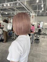 ホリー(HOLLY) ピンクベージュボブ