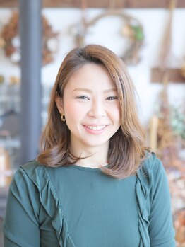 ブリエヴォー(briller vous)の写真/stylistとの優雅な時間…最後までしっかり対応してくれるので何でも相談できる♪大型店が苦手な方にも◎