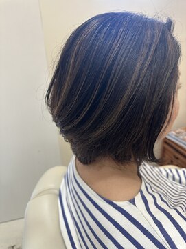 アンカー ヘアーワークス(ANCHOR hair works) 白髪ぼかしハイライトショーボブ