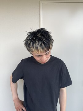 アルレン(Allen) ブリーチデザイン　スパイキーショート　「宇都宮」