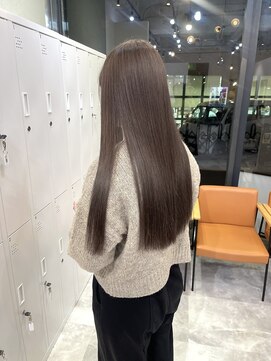 フランチェスカドット(francesca.) 《別所好葉》ブリーチなしアッシュブラウン