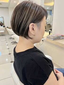 ヴィーヴォ 深江橋店(VIVO) 【VIVO】ハイライトツーブロックボブ ミニボブ ケアブリーチ使用