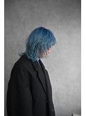 ブルーでルーツカラー