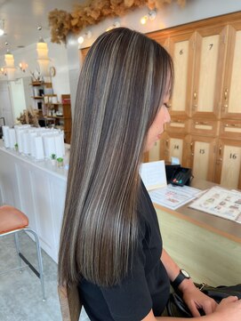 ナジック(749) コントラストハイライト×艶髪