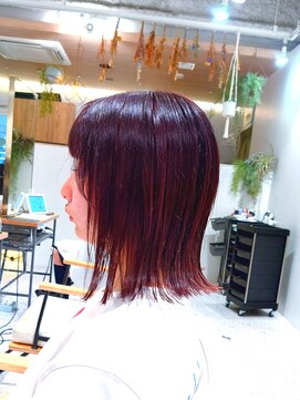 ゼストララ(ZEST Lara) 切りっぱなしボブ