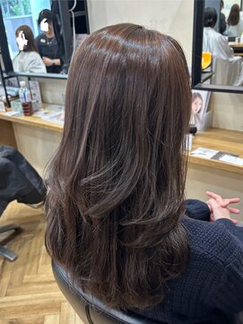 アルター(aL ter) 【黒髪/クラゲヘアー/オリーブグレー/ココアベージュ】林愛華