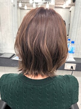 エンディアリング 東銀座(Endearing) 肩上ボブ大人可愛いボブひし形ボブアッシュベージュ