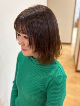 ヒラトヤ 肴町店 顔周りカット韓国風ヘアオリーブカラーひし形美シルエット