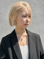 ロンド 表参道店(Lond)&nbsp;ミルクティーベージュ/レイヤーボブ/韓国巻き/顔周りカット/