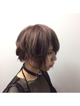 ゾーマ(ZOUMA) ショートグレージュ☆　アッシュ　ＴＲＩＣＫＳＴＹＬＥ☆