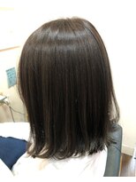 フィー 東川口店(fee)&nbsp;カーキアッシュのふんわり透明感