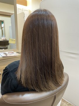 アルターリール(aL ter Rire) アッシュベージュ/澤瑞絵