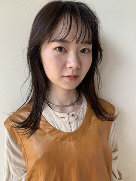 キーダ(KEEDA) セミロングレイヤースタイル