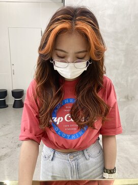 ソーコ 渋谷(SOCO) ハイトーンインナーカラーオレンジブラウンケアブリーチ