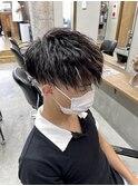 人気スタイル！ツイストパーマ×ハイライト