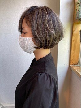 フラン(flan)の写真/気になるくせ毛やうねりも、魅力を惹き出すチャームポイントに。いつだって自分らしくいられるスタイルへ♪