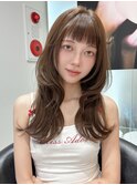 レイヤーカット/ウェーブヘア/内巻き/韓国ヘア/ぱっつん前髪
