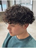 強めプードルパーマメンズマッシュスペインカールフェード短め