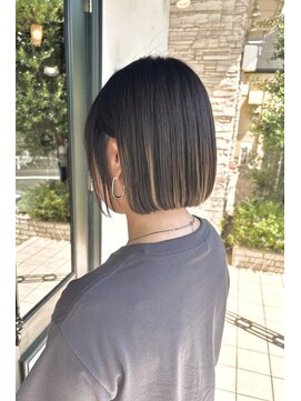 ココロヘアー ウィル 半田山店(Cocolo hair Will) ストレートボブ×アンブレラカラー