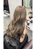 くすみベージュ