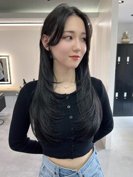 黒髪 ナチュラルレイヤー