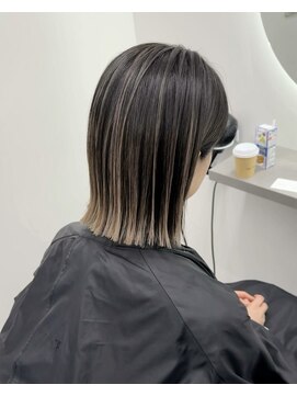 ジュイル ハラジュク(JEWIL HARAJUKU) 切りっぱなしボブバレイヤージュ