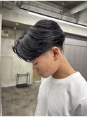 ショートセンターパートフェザーショート