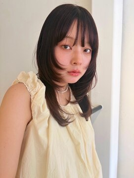 ナリー(Nary) 顔まわりレイヤー×ナチュラルブラウンベージュ