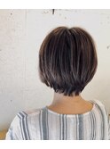 ショートボブ