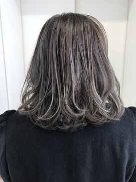 ヘアーデザイン シュシュ(hair design Chou Chou by Yone) ☆chou chou☆3Dハイライト×ブルージュ♪