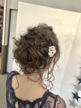 アレーズ ヘアー(a'laise hair) ゆるふわアレンジ