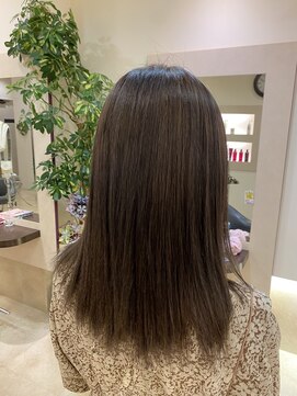 ツインズヘアー ベスティージ 柏駅南口店(TWINS Hair Vestige) シルバー♪